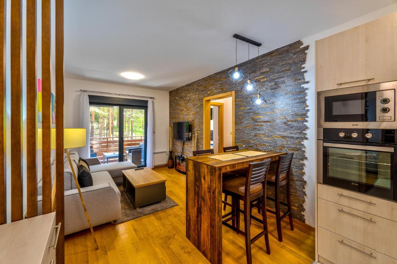 Vila Pekovic Green, Pine Trees View 2 Bedrooms Apartment Zlatibor Eksteriør bilde
